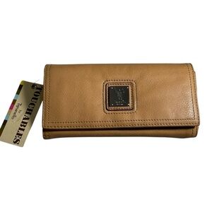 Tiangello butterscotch color leather flap check clutch wallet by Touchables NWT